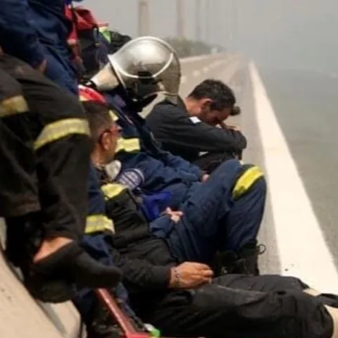 Vatrogasci (Ilustracija)