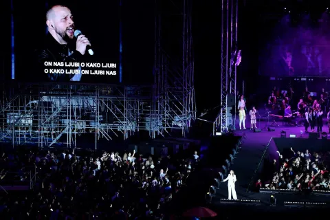 04.06.2022., Zagreb - Na stadionu Maksimir odrzava se duhovsko bdijenje i koncert "Progledaj srcem. Photo: Marko Lukunic/PIXSELL