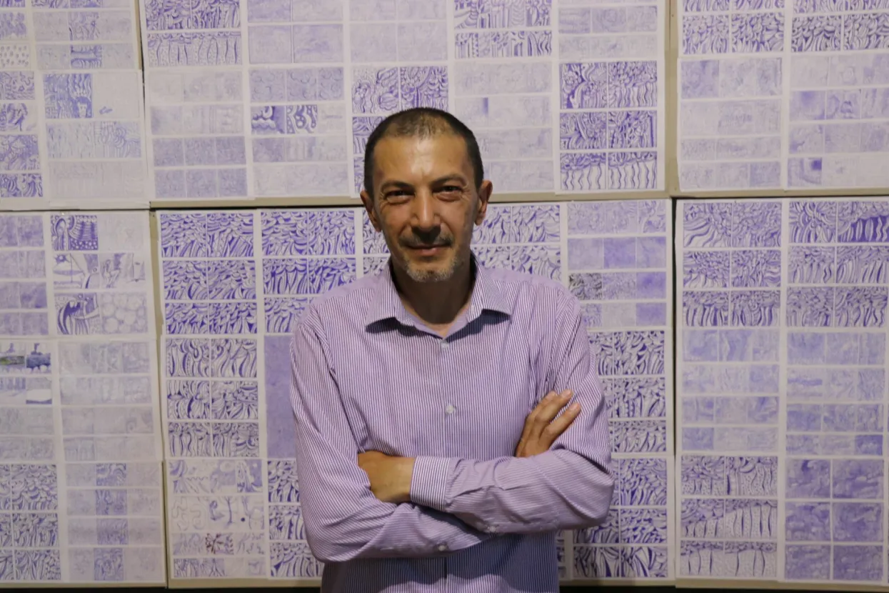 MOSTAR, 14. lipnja (FENA) &ndash; Izložba "Konfuzija", akademskog slikara Ivice Kraljevića upriličena je u utorak u Galeriji "Rondo" u Hrvatskom domu hercega Stjepana Kosače u Mostaru.(Foto FENA/Tomislav Glamuzina)