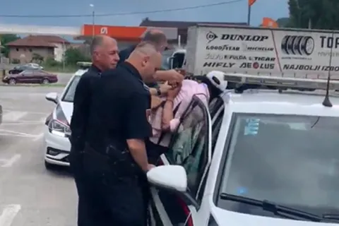 Privođenje problematičnog migranta