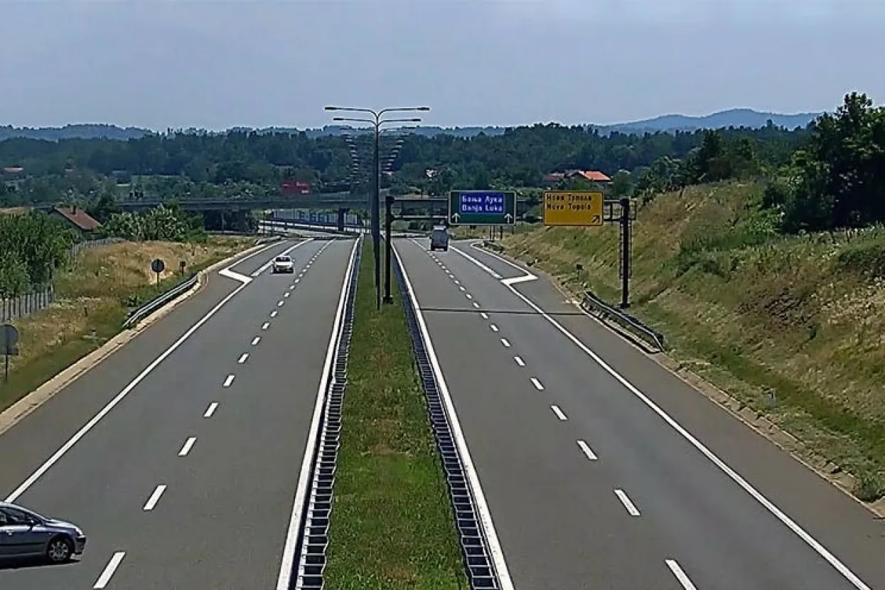 Vozio 13 kilometara u suprotnom smjeru na magistralnom putu Gradi&scaron;ka - Banja Luka