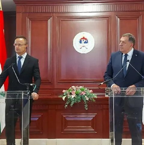 Peter Szijjarto i Milorad Dodik