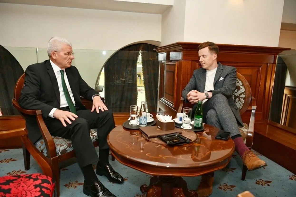 Džaferović se sastao s&nbsp;Ahmetovićem: Zahvalio mu na zalaganju za BiH
