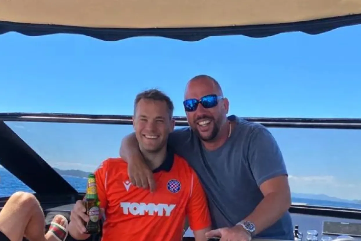 Neuer u golmanskom dresu Hajduka