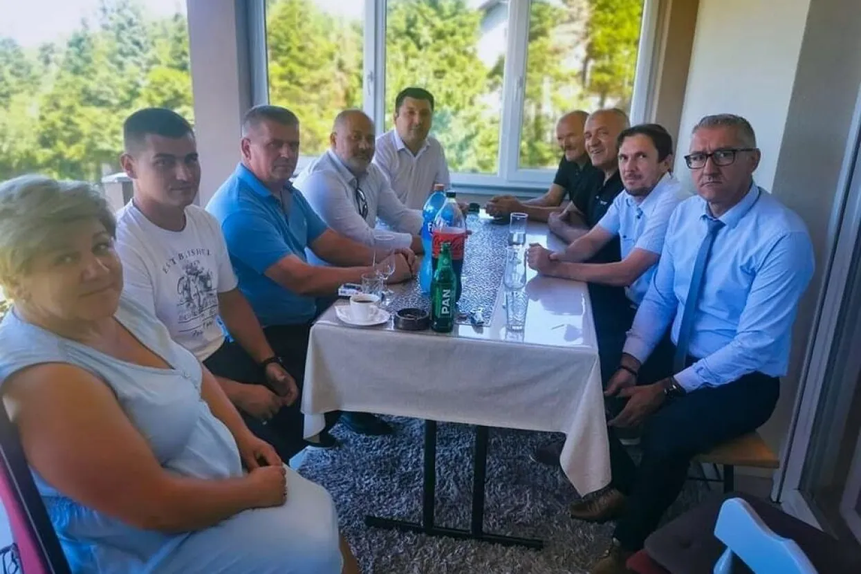 Hrvatsko izaslanstvo u posjetu napadnutoj obitelji u Te&scaron;nju