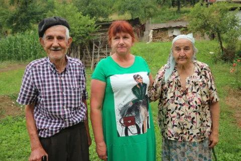 Svi su mislili da je mrtva, a onda se&nbsp;pojavila u rodnom selu kod Srebrenice