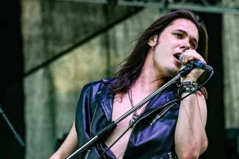 Dino Jelusić