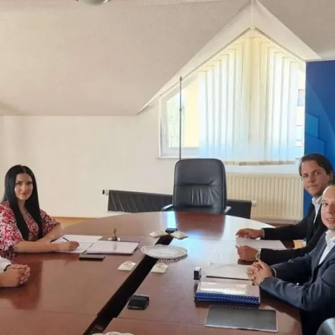 Vlada HBŽ-a potpisala s mostarskom tvrtkom ugovor&nbsp;za izgradnju vjetroparkova u&nbsp;Glamoču i Bosanskom Grahovu