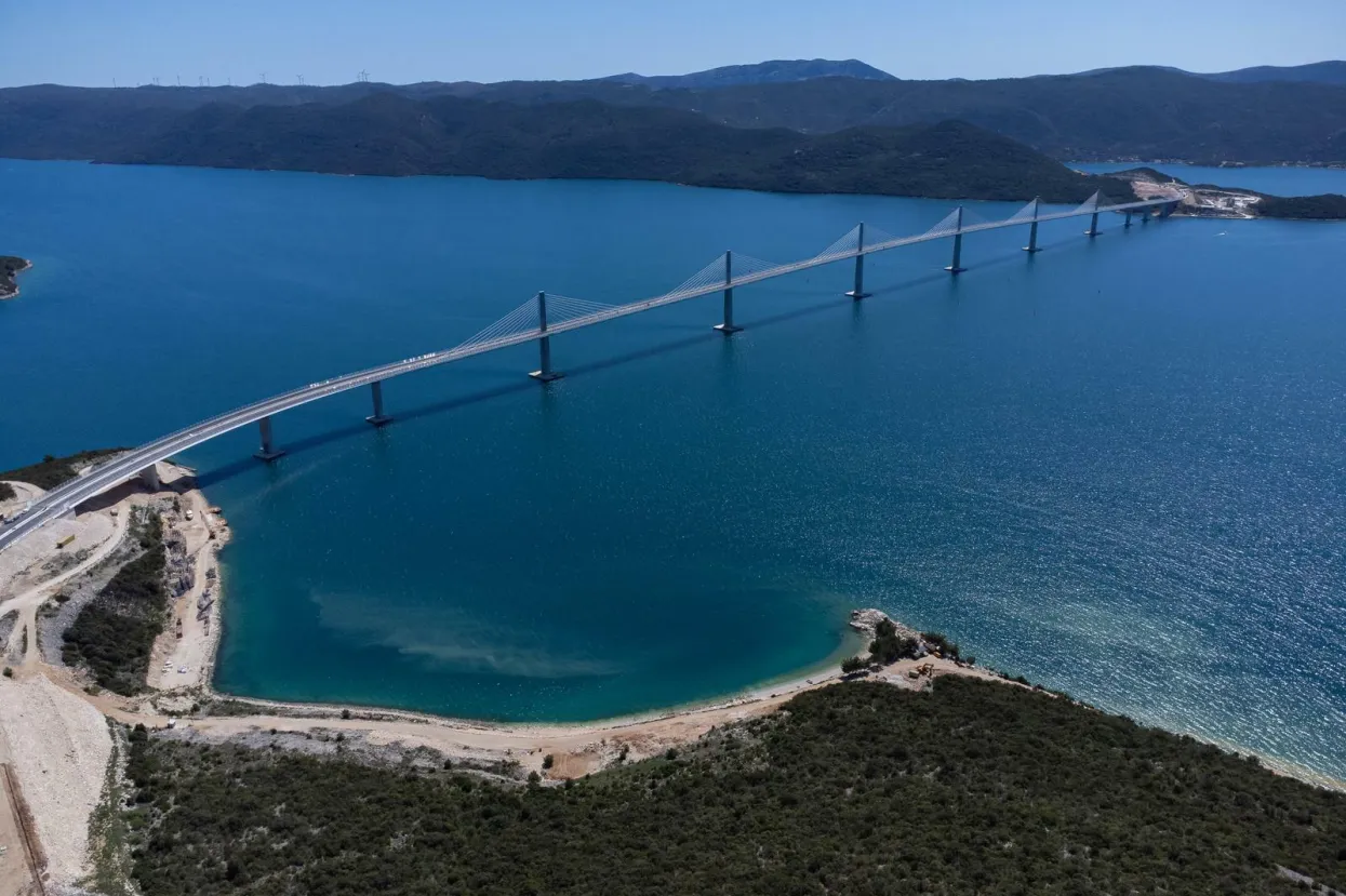 26.04.2022., Komarna - Peljeski most i pristupna ceste iz zraka. Photo: Grgo Jelavic/PIXSELL