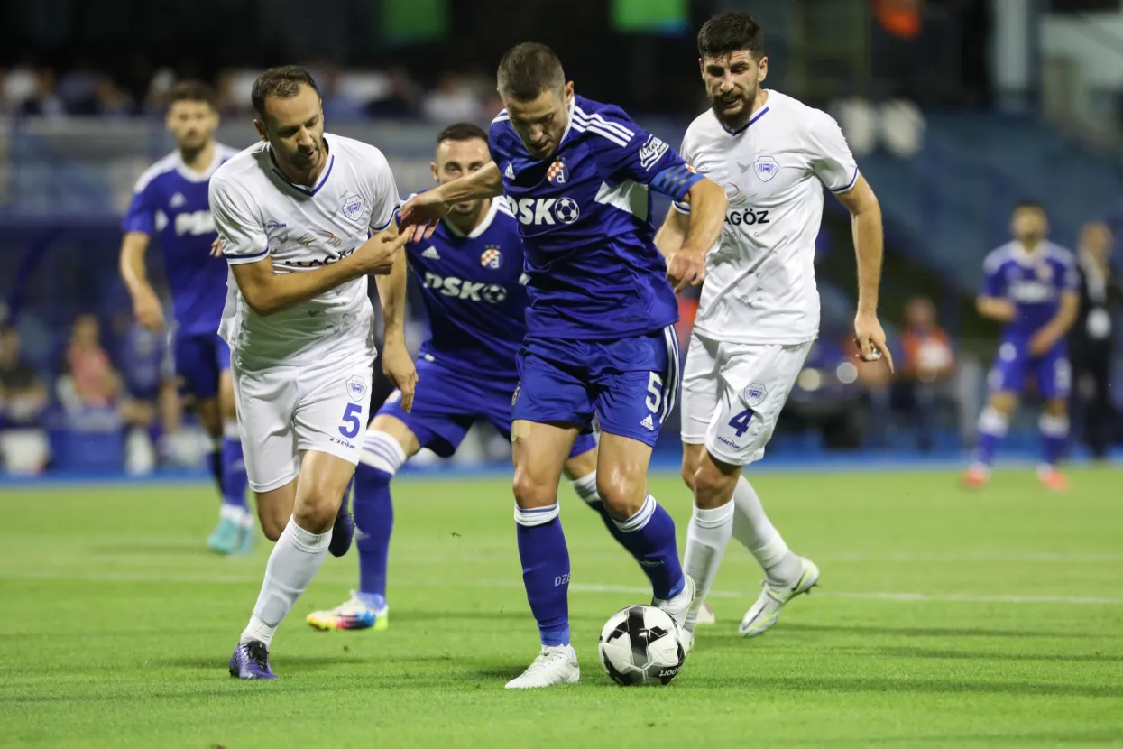 Zagreb, 19.07.2022. - 2. pretkolo UEFA Chaampions League između GNK Dinamo - FC Shkupi. Na fotografiji Arijan Ademi.
foto HINA/ Admir BULJUBA&Scaron;IĆ/ abu