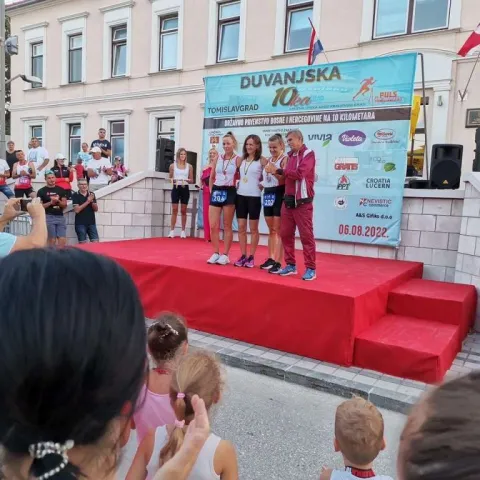 Ivan Dračar i Diana Manđeralo pobjednici &#39;Duvanjske desetke&#39;