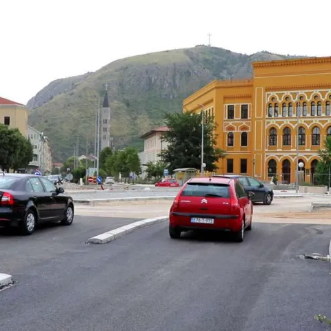 &Scaron;panjolski trg u Mostaru