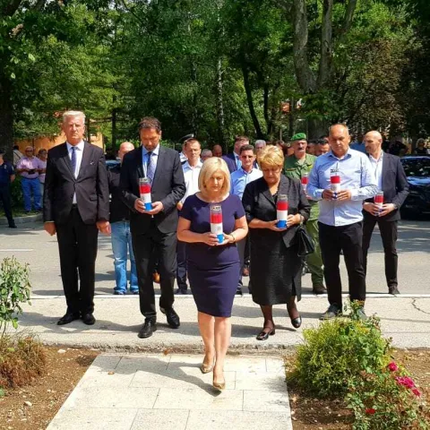 Borjana Krišto, kandidatkinja HNS BiH za hrvatskog člana Predsjedništva BiH i izaslanstvo HNS-a BiH na 30. obljetnici Specijalne jedinice policije Livno