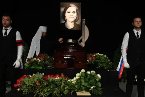 Ruski političari oprostili se od ubijene Darje Dugine: &#39;Postat ćemo jači krvlju naših mučenika&#39;