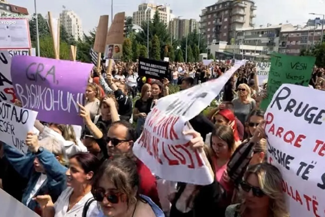 Traži se smrtna kazna za petoricu mu&scaron;karaca koji su djevojčicu&nbsp;(11) u Pri&scaron;tini satima silovali