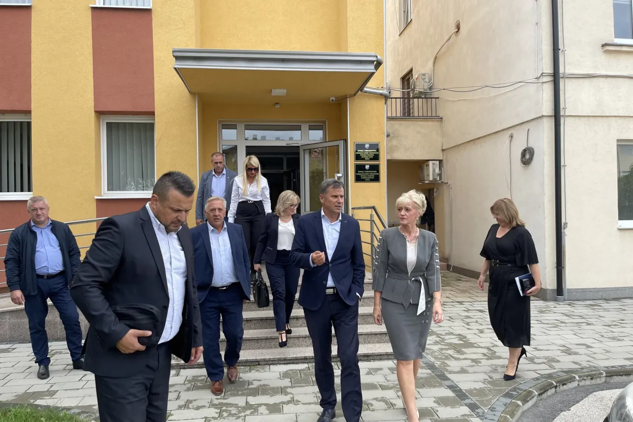 Premijer Federacije u Županiji Posavskoj