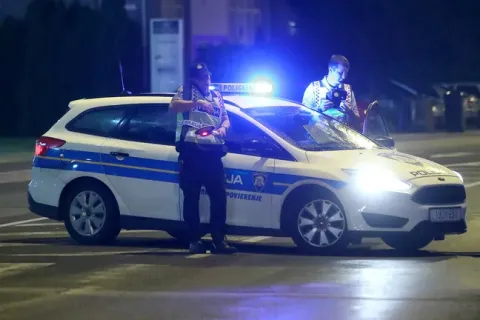 Automobilom pregazio biciklista pa od&scaron;etao s mjesta nesreće