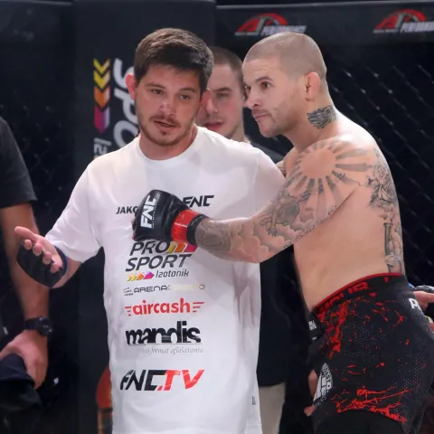 17.06.2022., Karlovac - MMA spektakl FNC6.
Glavne borbe veceri, Vaso Bakocevic vs. Kiril Medvedovski.
Photo: Kristina Stedul Fabac/PIXSELL