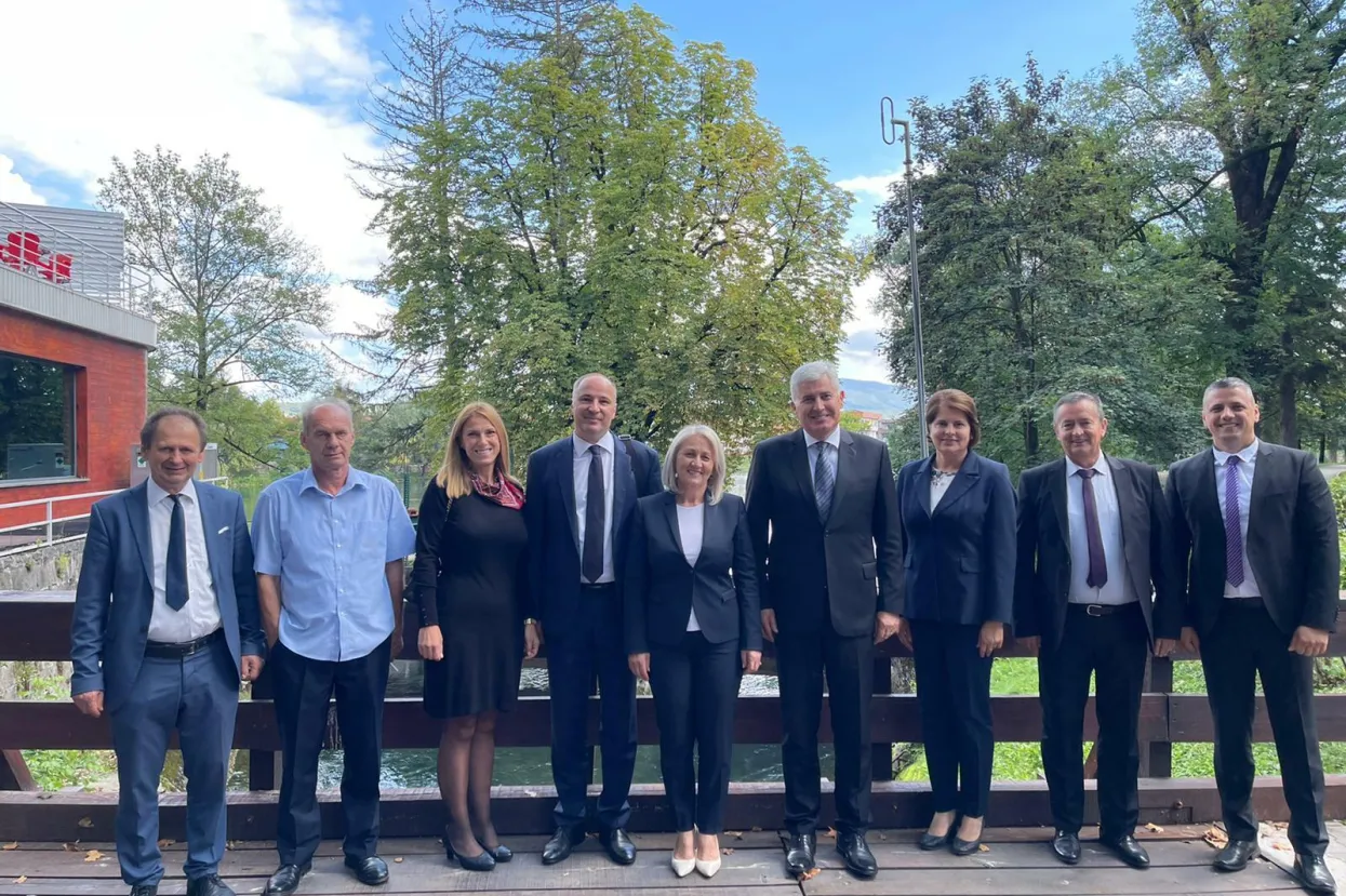 Čović i Kri&scaron;to u Bihaću