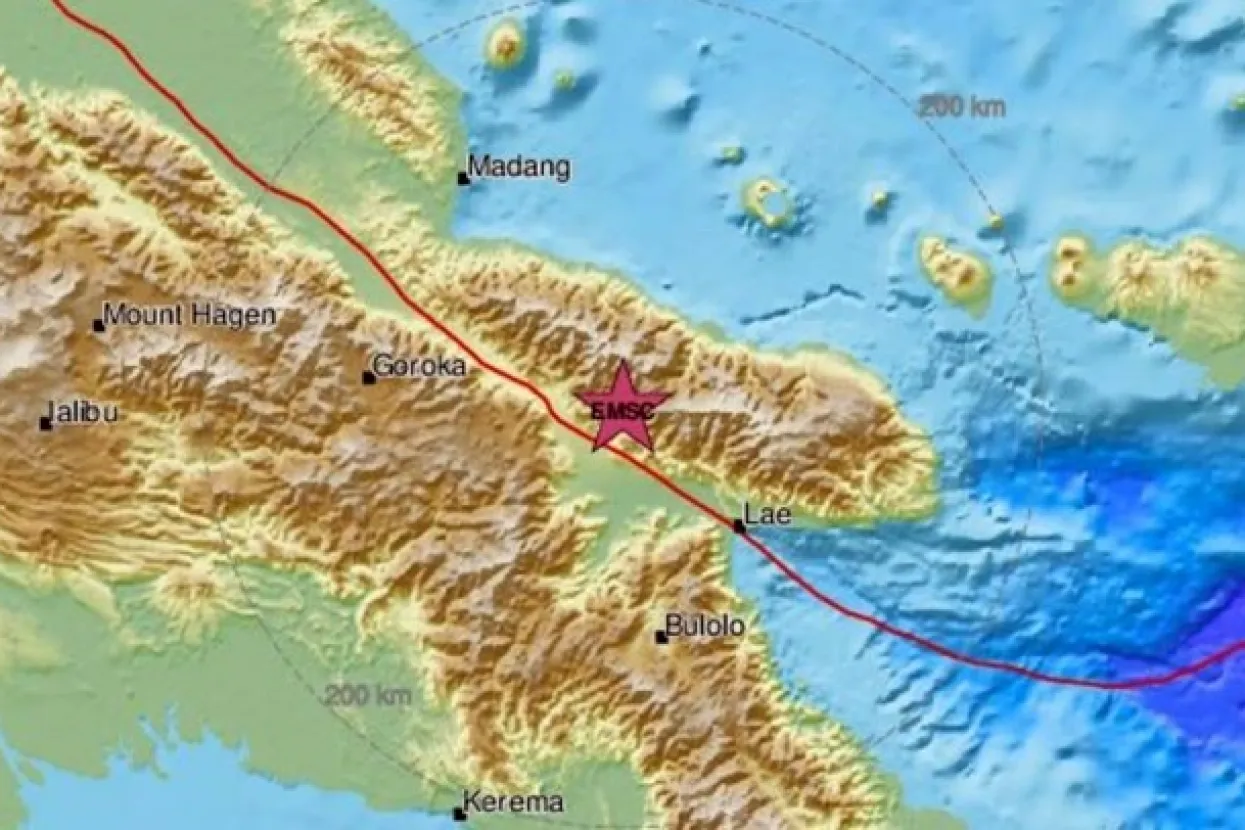 Jak potres magnitude 7,6 po Richteru pogodio Papua Novu Gvineju