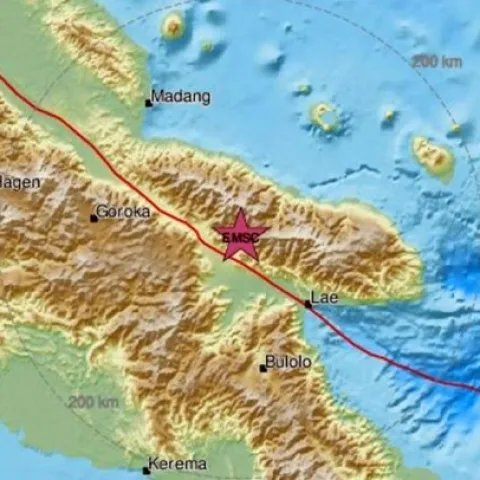 Jak potres magnitude 7,6 po Richteru pogodio Papua Novu Gvineju