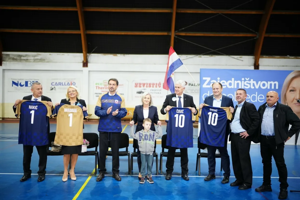 Izaslanstvo Hrvatskog narodnog sabora BiH i HDZ-a BiH u posjetu Županiji Sredi&scaron;nja Bosna