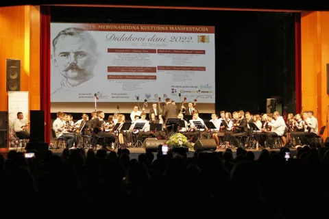 MOSTAR, 6. listopada (FENA) – U Hrvatskom domu hercega Stjepana Kosače u Mostaru su svečano otvoreni 19. Didakovi dani, međunarodno kulturna manifestacija posvećena promociji lika i djela fra Didaka Buntića. (Foto FENA/Denis Leko)