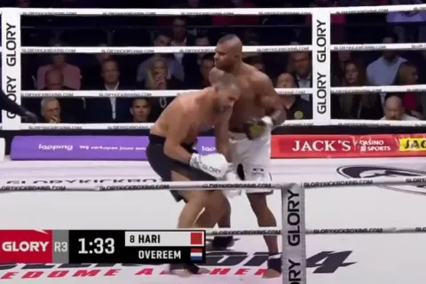 Sjajna borba Overeema i Badr Harija