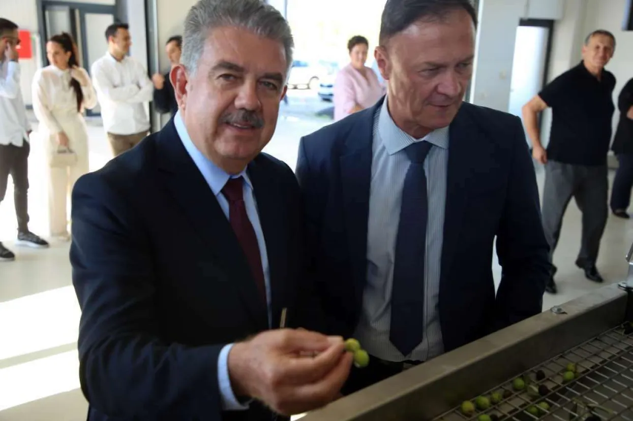 Herceg pustio u rad pogon za preradu maslina u Neumu