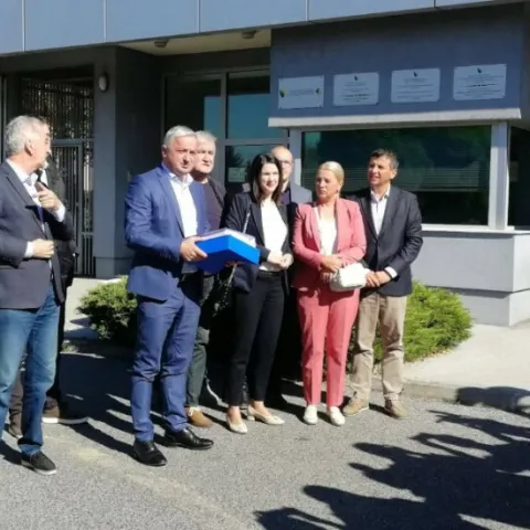 Oporba iz RS-a predala kaznene prijave protiv Dodika i jo&scaron; vi&scaron;e od 170 ljudi