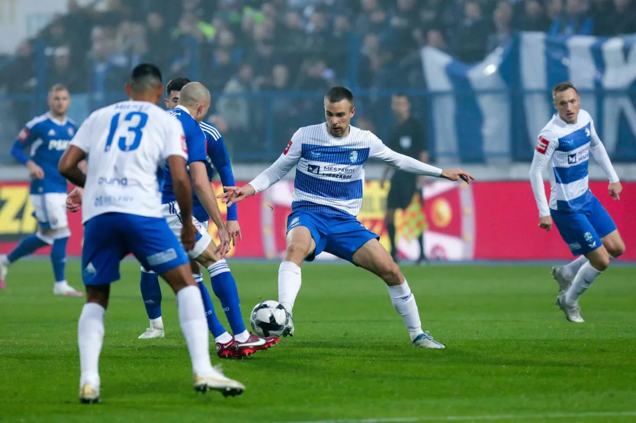 29.10.2022., Osijek - Gradski vrt, 15. kolo SuperSport NL: Osijek Dinamo Photo: Dubravka Petric/PIXSELL