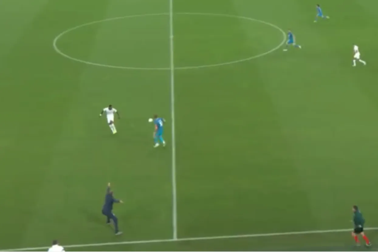 Tudor je u zavr&scaron;nici susreta utrčao na teren