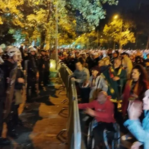 Prosvjed ispred Skupštine Crne Gore