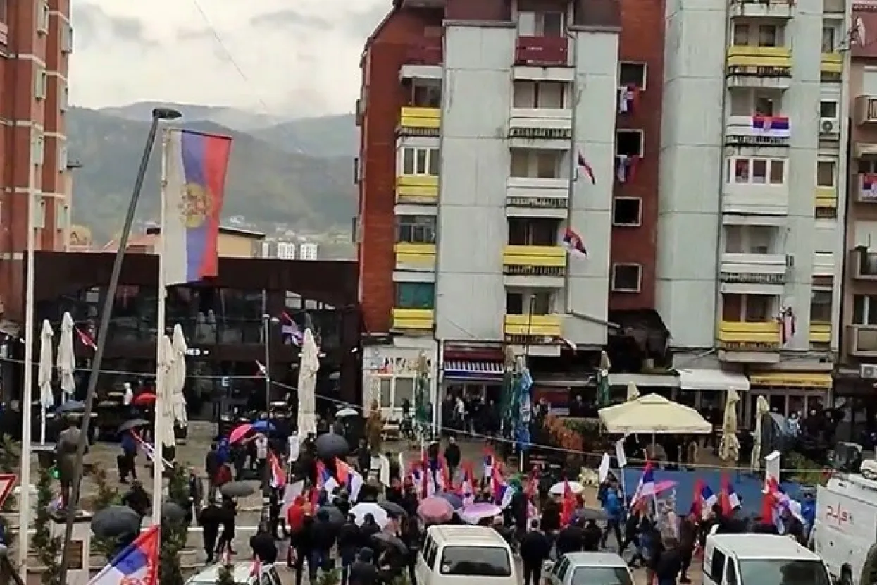 Prosvjed Srba u Kosovskoj Mitrovici