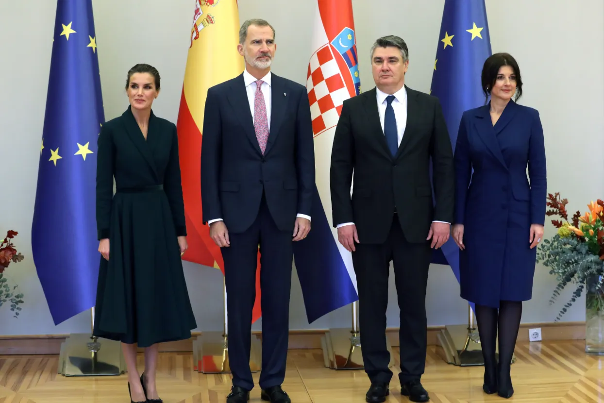 Zagreb, 16.11.2022. - Svečani doček panjolskog kralja Filipa VI. i kraljice Letizije u Uredu predsjednika. Na fotografiji kraljica Letizia, &scaron;panjolski kralj Filip VI., predsjednik Republike Zoran Milanović, Sanja Musić Milanović.