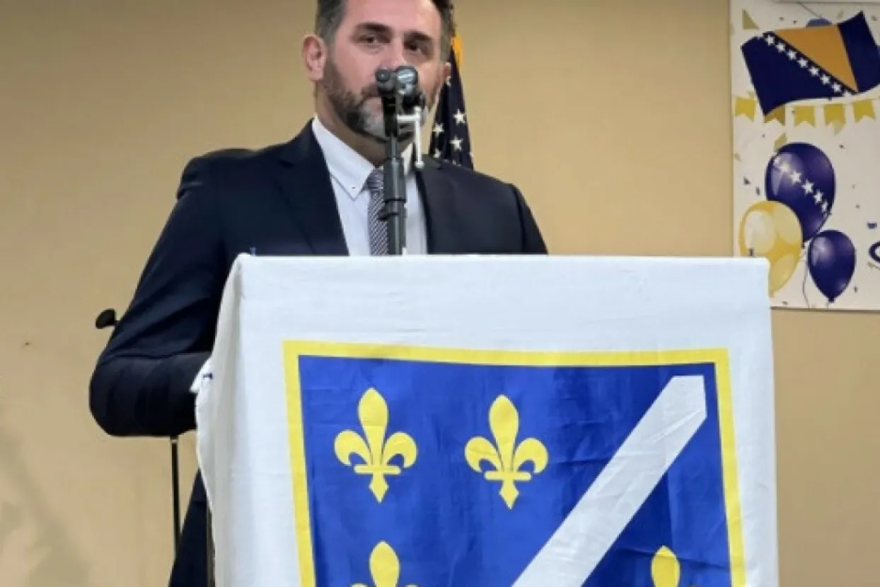 Turković i Ramić se predstavljaju kao državni dužnosnici i regrutiraju bošnjačku dijasporu po Americi