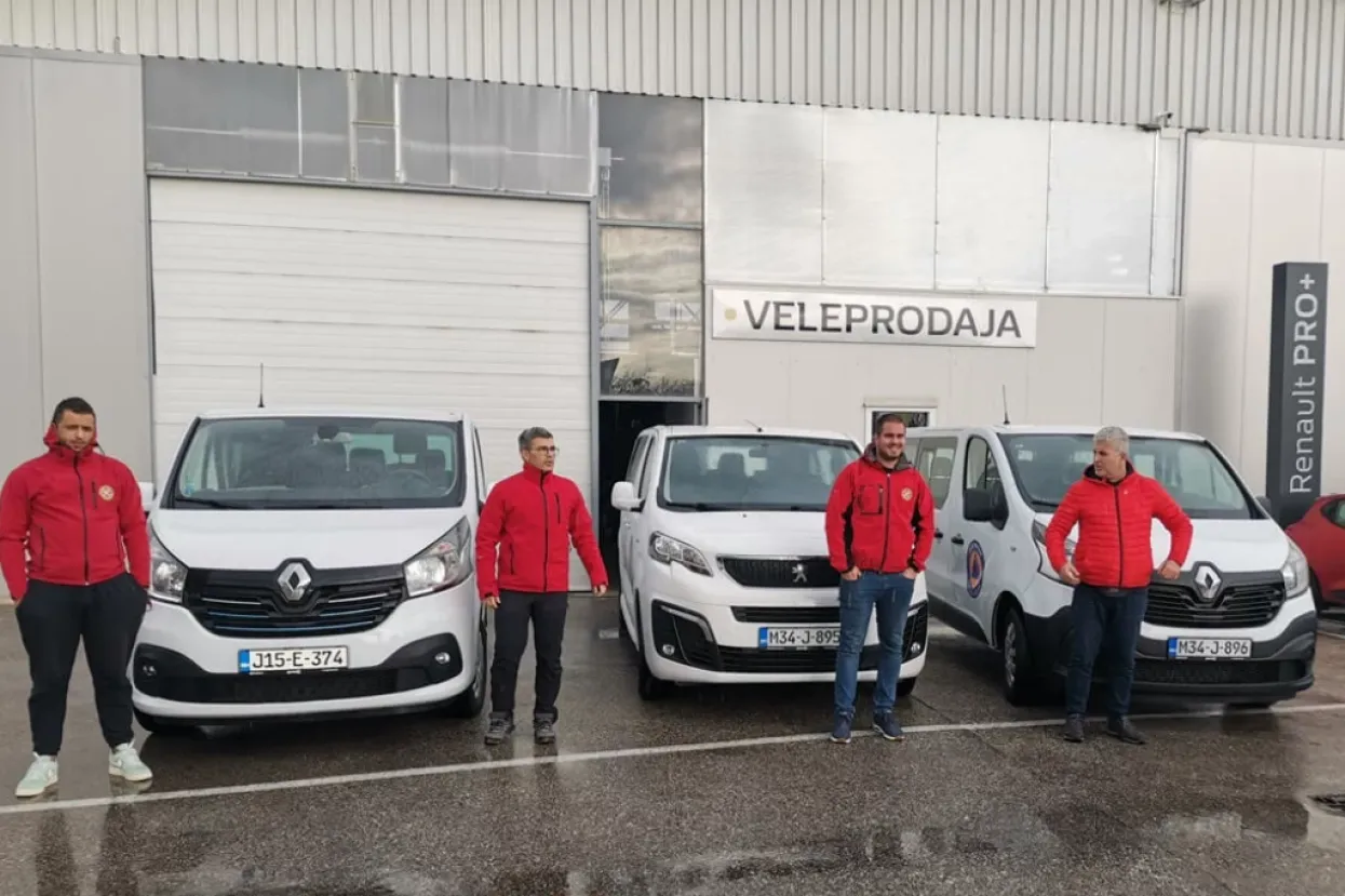 Grad Mostar nabavio tri kombi vozila službama za za&scaron;titu i spa&scaron;avanje