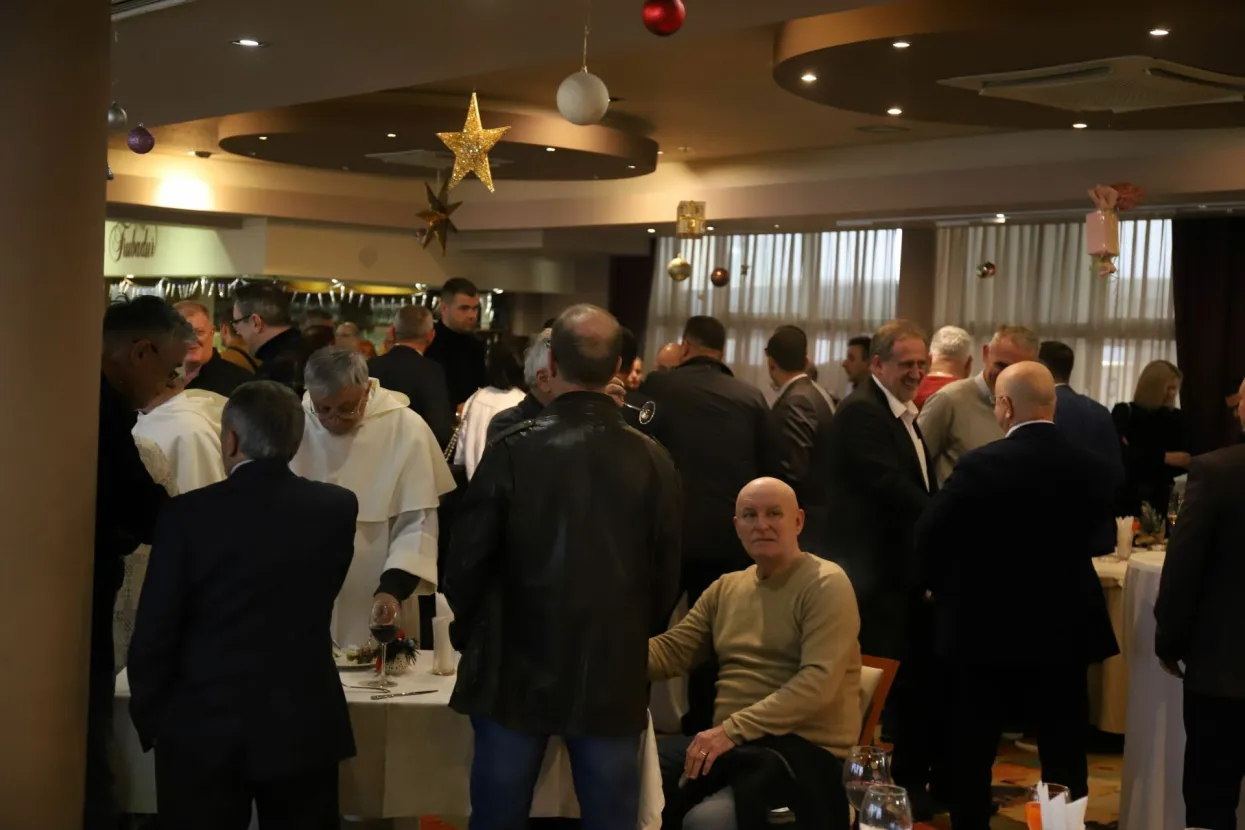 Hrvatske i katoličke institucije Grada Zenice organizirale božićni prijem