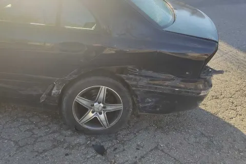 Mostar: Objavljen video u kojem se muškarac vozilom zabio u druge automobile