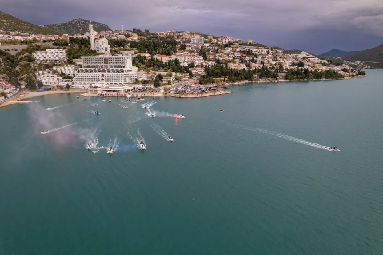 Lignjolov kup u Neumu