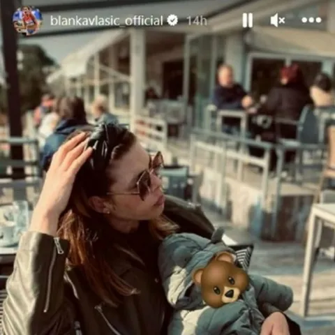 Blanka Vla&scaron;ić objavila fotku s dvomjesečnim sinčićem Mondom