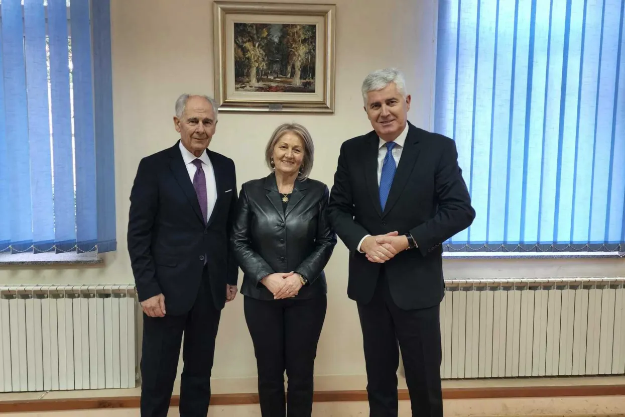 Predsjedateljica Kri&scaron;to posjetila HAZU BiH i nazočila sjednici Skup&scaron;tine