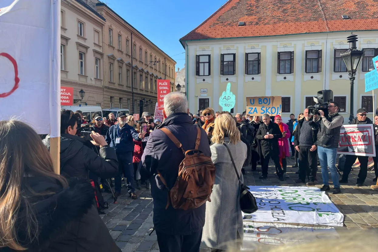 Prosvjed na Markovom trgu