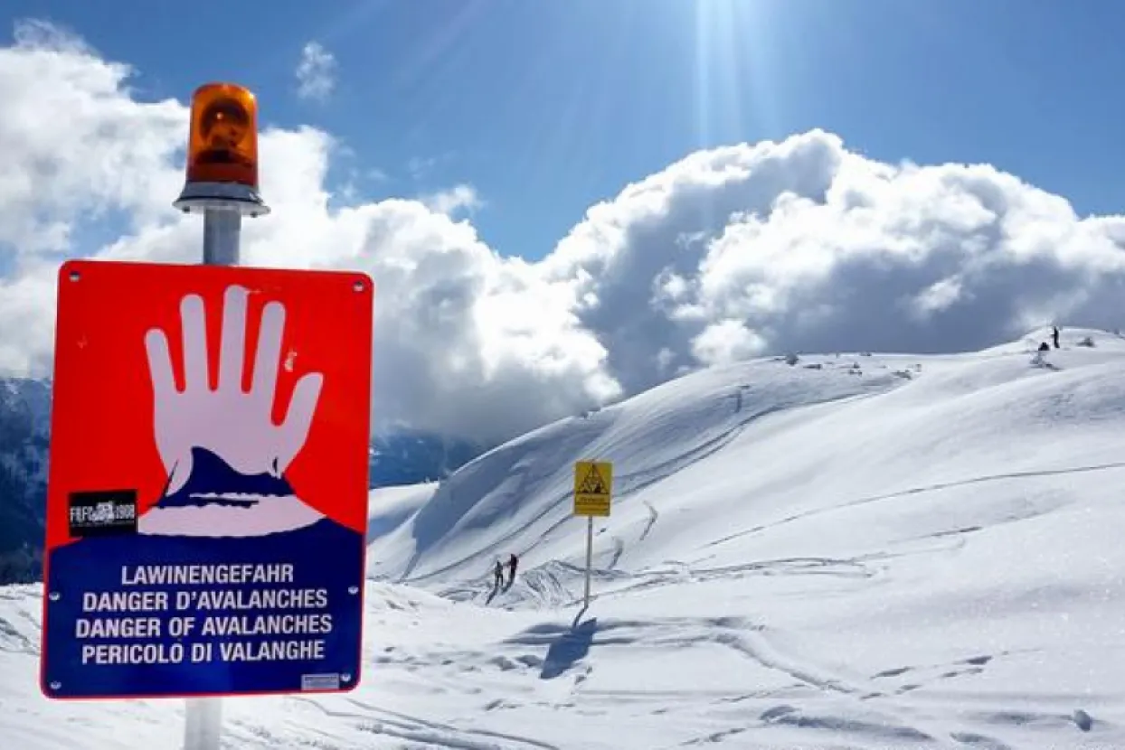 Lavine tijekom vikenda usmrtile deset ljudi u Austriji i &Scaron;vicarskoj