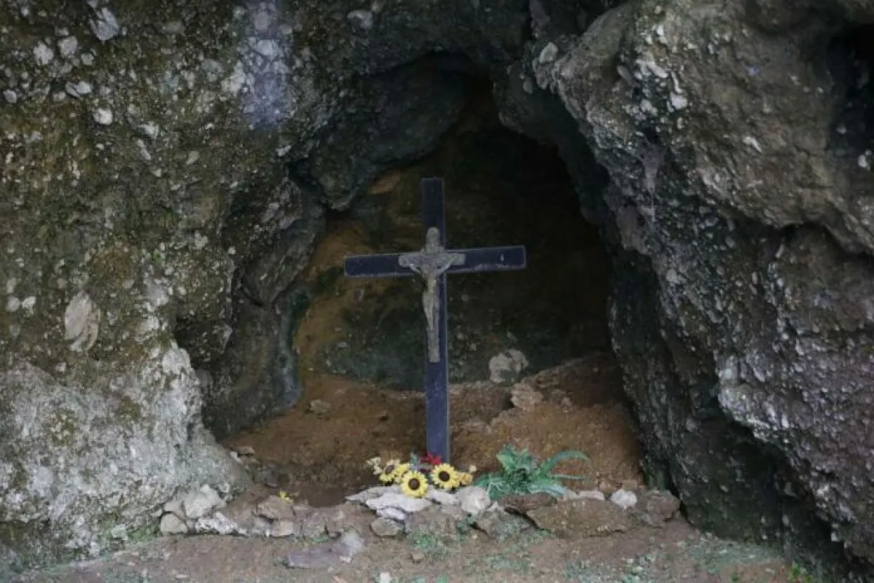 Sveti&scaron;te "Pod &scaron;pijom"