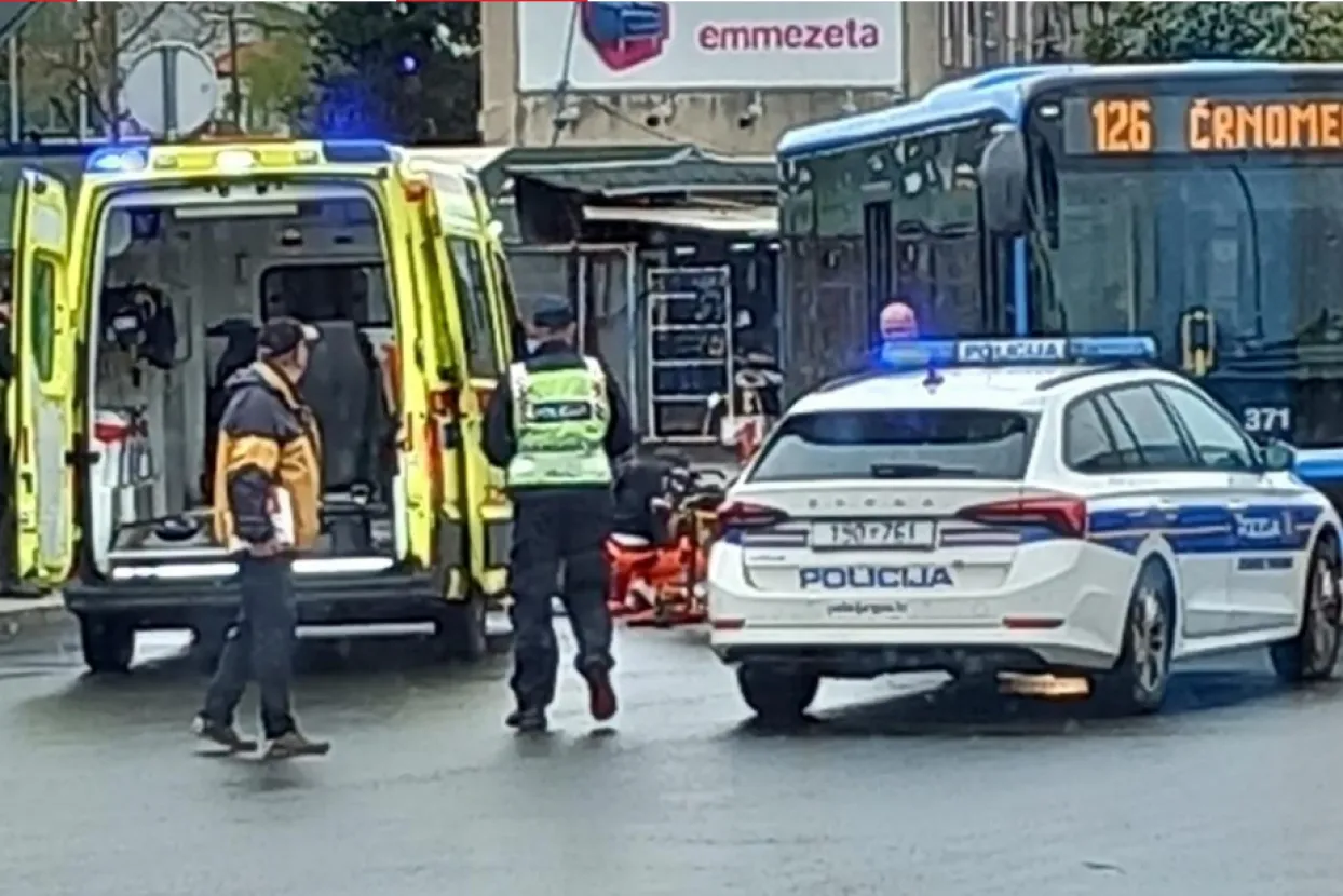 Žena pala pod autobus u Zagrebu