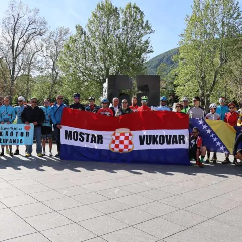 Iz Mostara krenula Biciklistička karavana prijateljstva Mostar - Vukovar