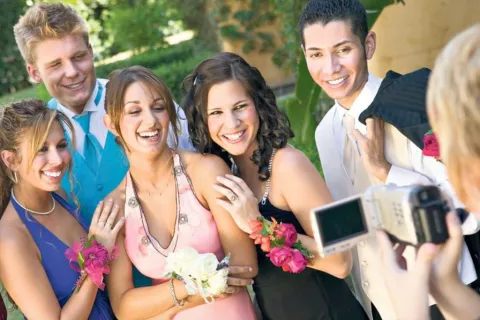 Maturanti (Ilustracija)