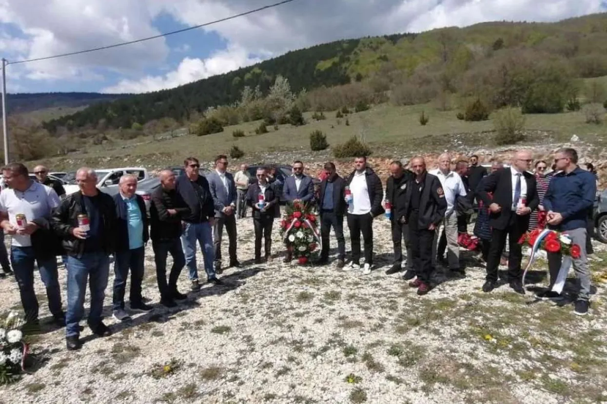 Obilježena 32. godi&scaron;njica zaustavljanja JNA tenkova u &Scaron;ujici