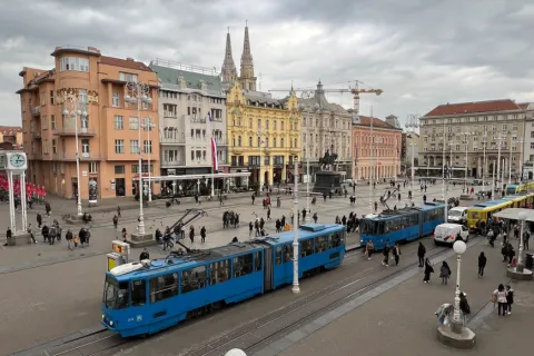 Zagreb, Trg bana Jelačića